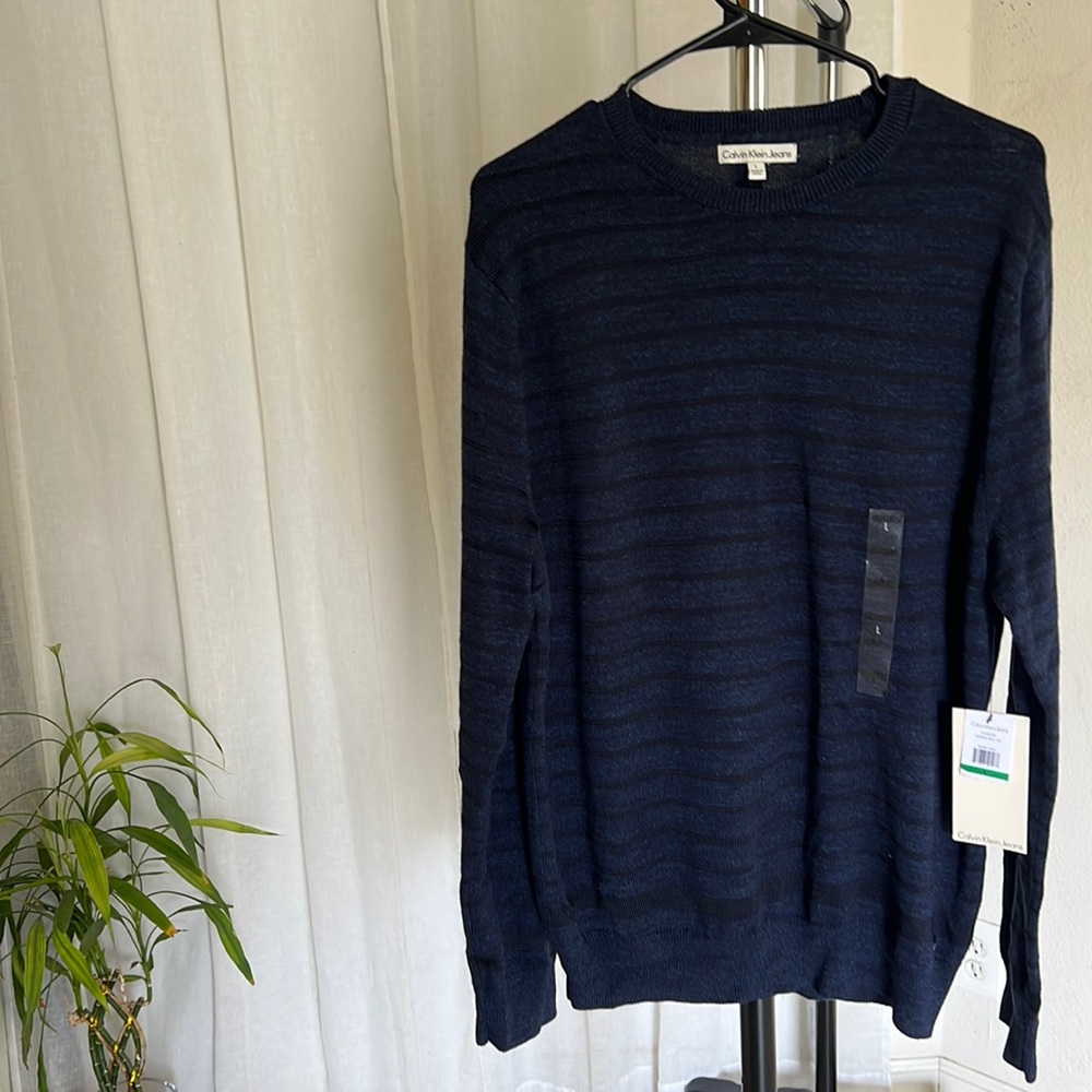 Calvin Klein navy blue sweater